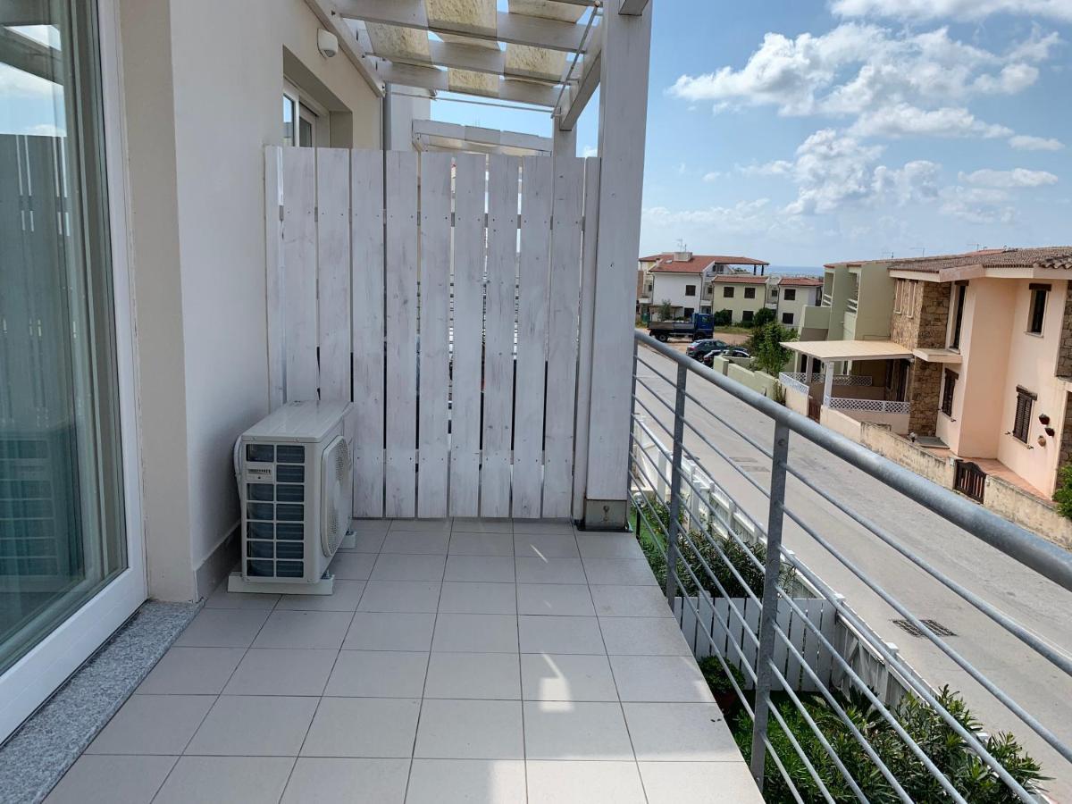 Le Ciliegie: Appartamento Moderno Isola Rossa Exterior photo