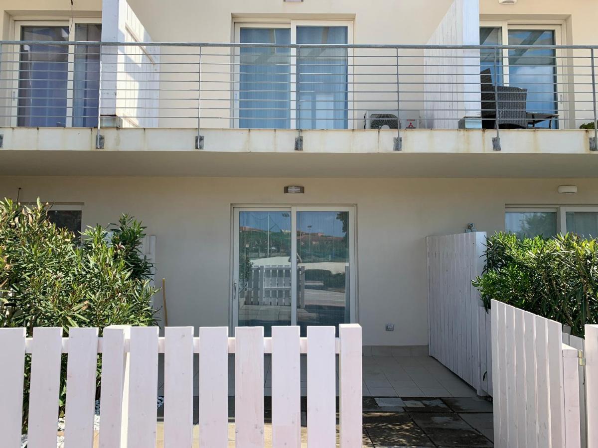 Le Ciliegie: Appartamento Moderno Isola Rossa Exterior photo