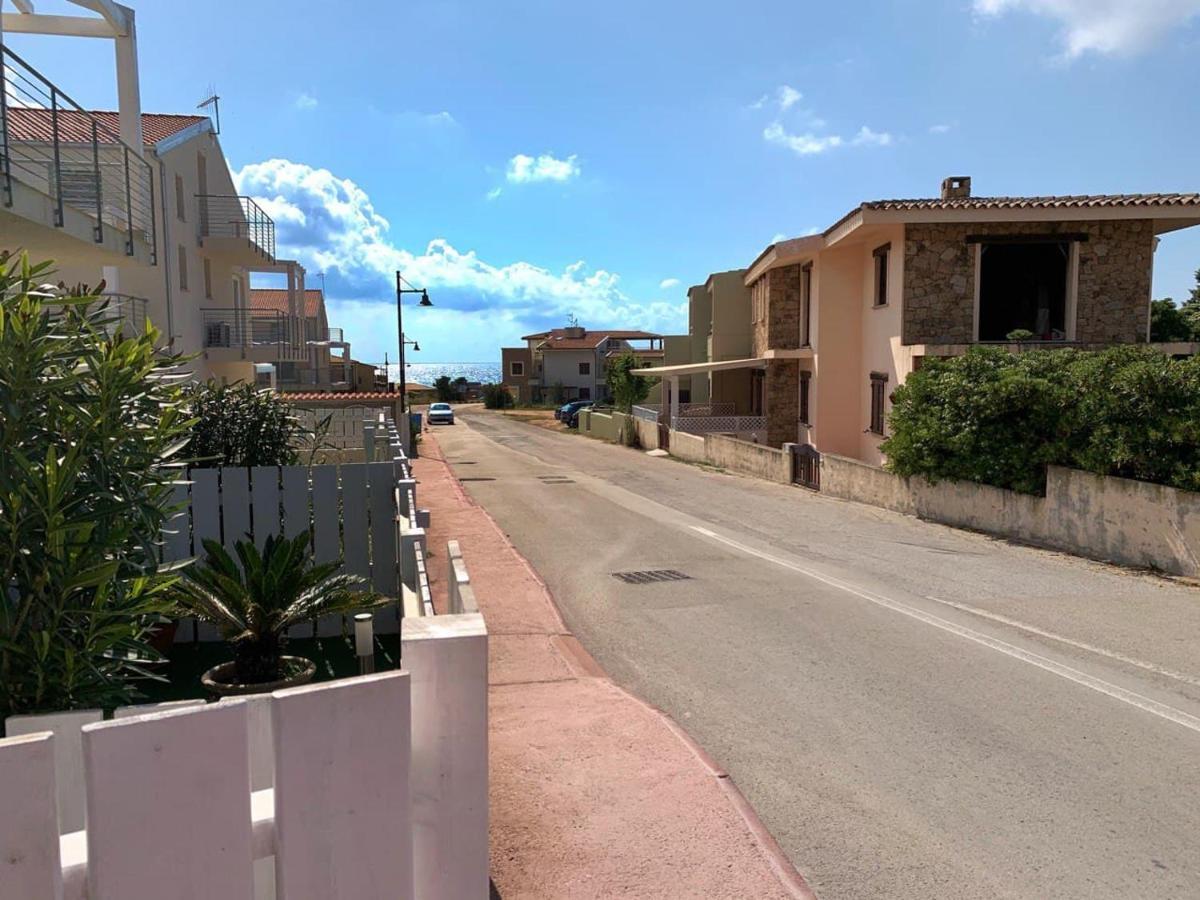 Le Ciliegie: Appartamento Moderno Isola Rossa Exterior photo
